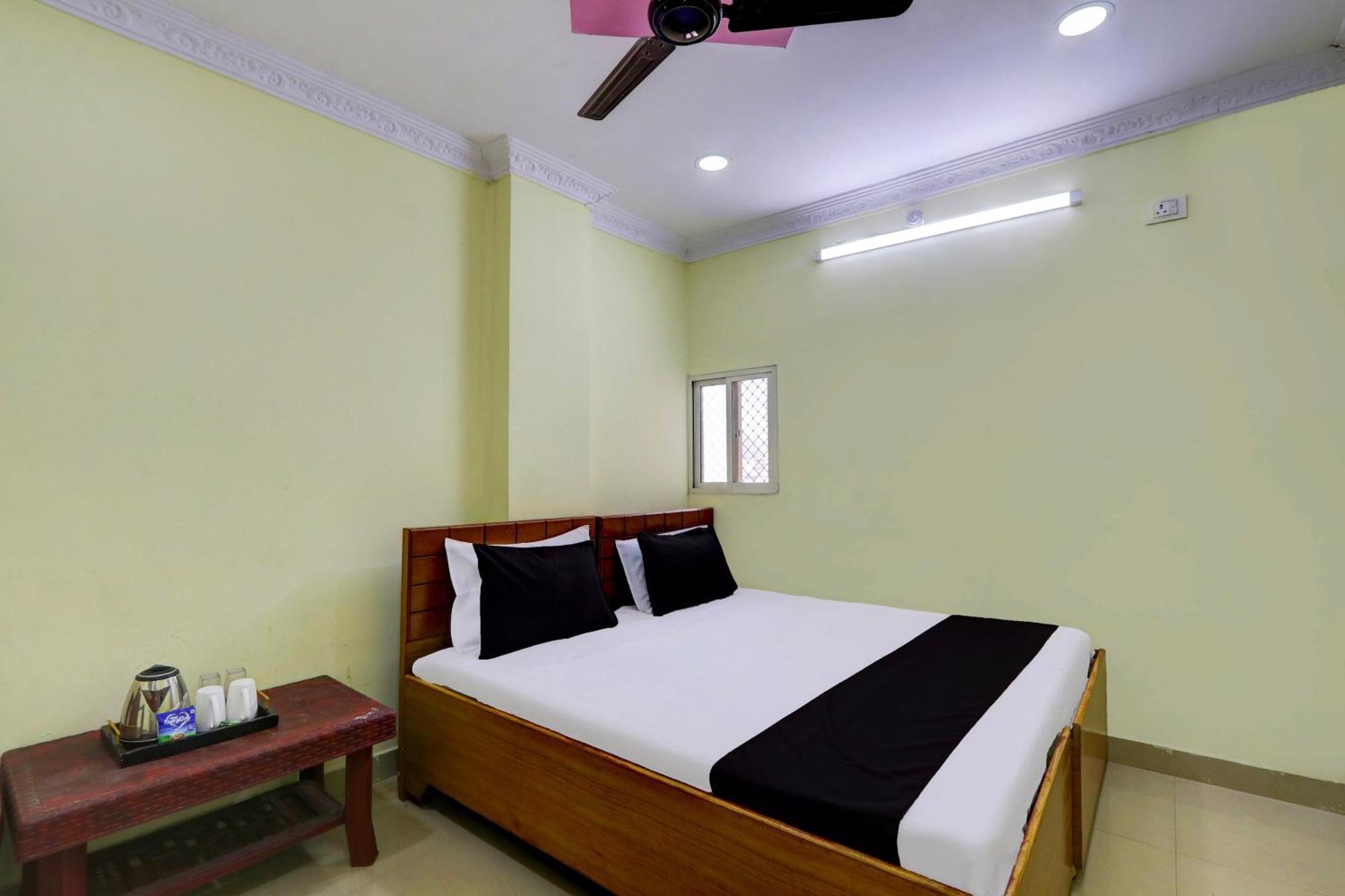 Spot On Al Nizam Guest House Хайдарабад Экстерьер фото