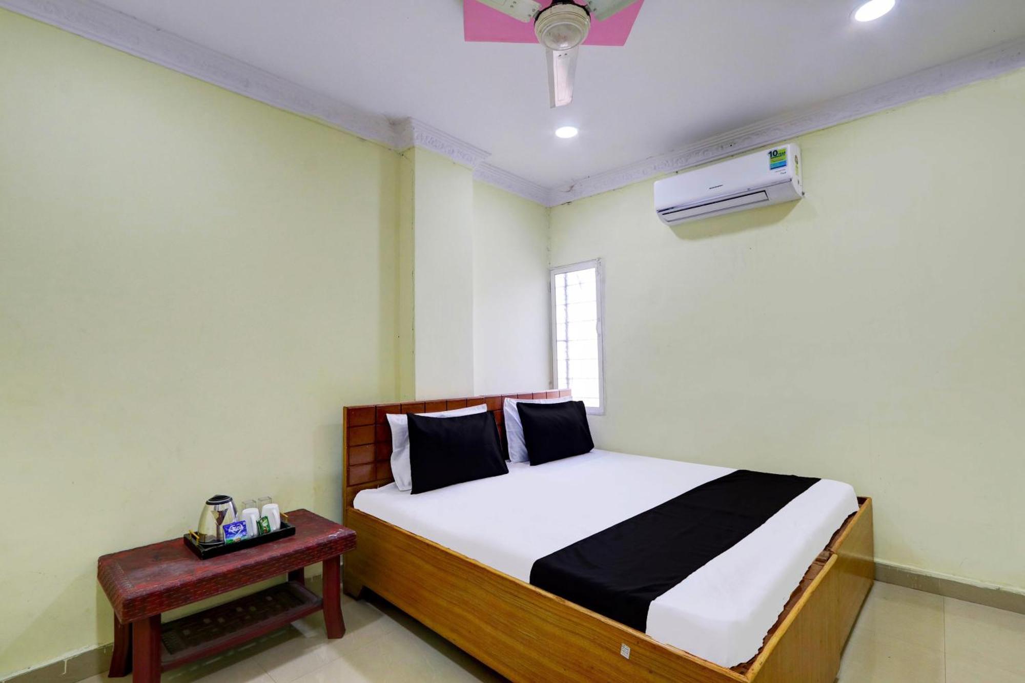 Spot On Al Nizam Guest House Хайдарабад Экстерьер фото